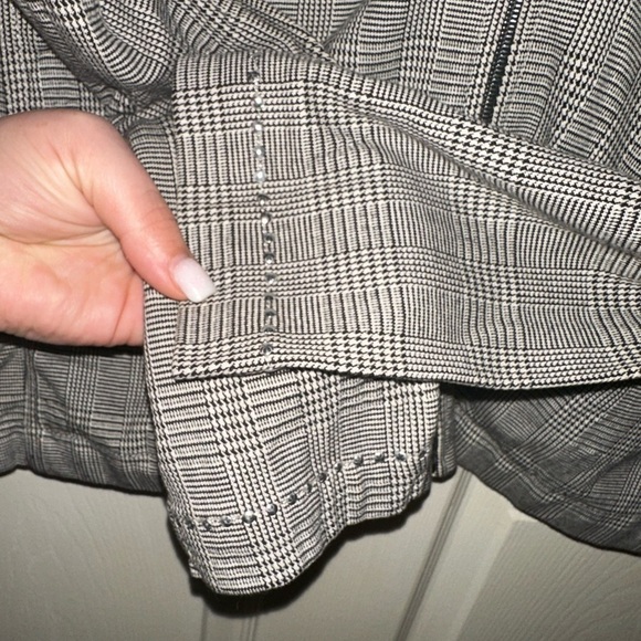 St. John Sport by Marie Gray black plaid studded collared blazer jacket M winter - Picture 9 of 11